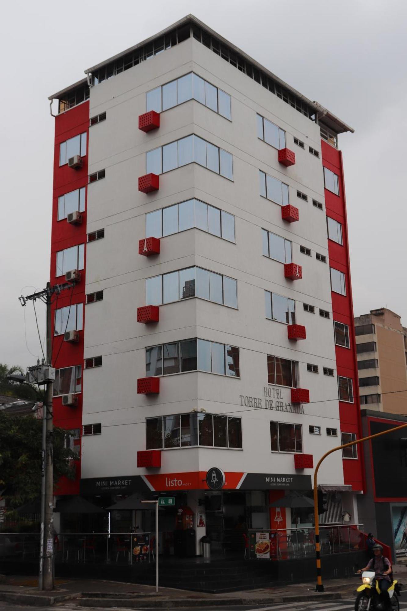 Hotel Torre De Granada Cali Esterno foto