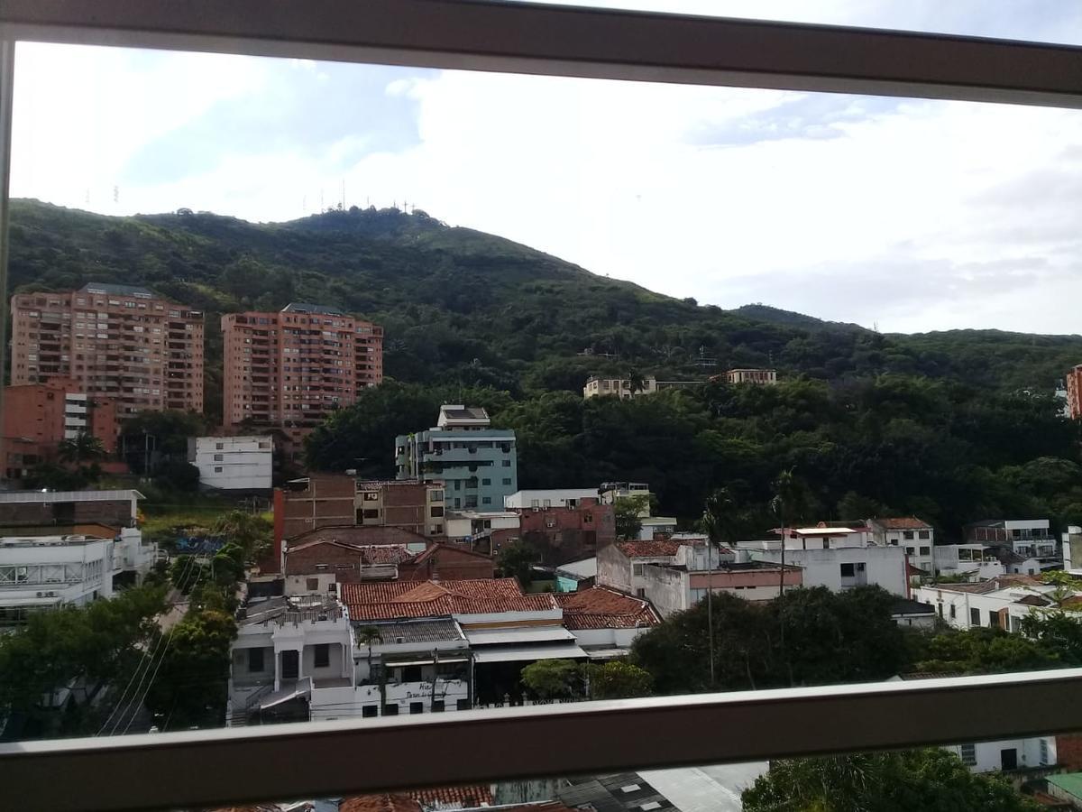 Hotel Torre De Granada Cali Esterno foto